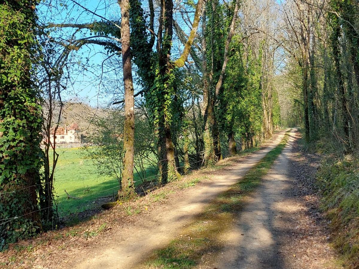 Ferme Des Petites Oreilles 4 Etoiles Montignac-Lascaux Exterior foto